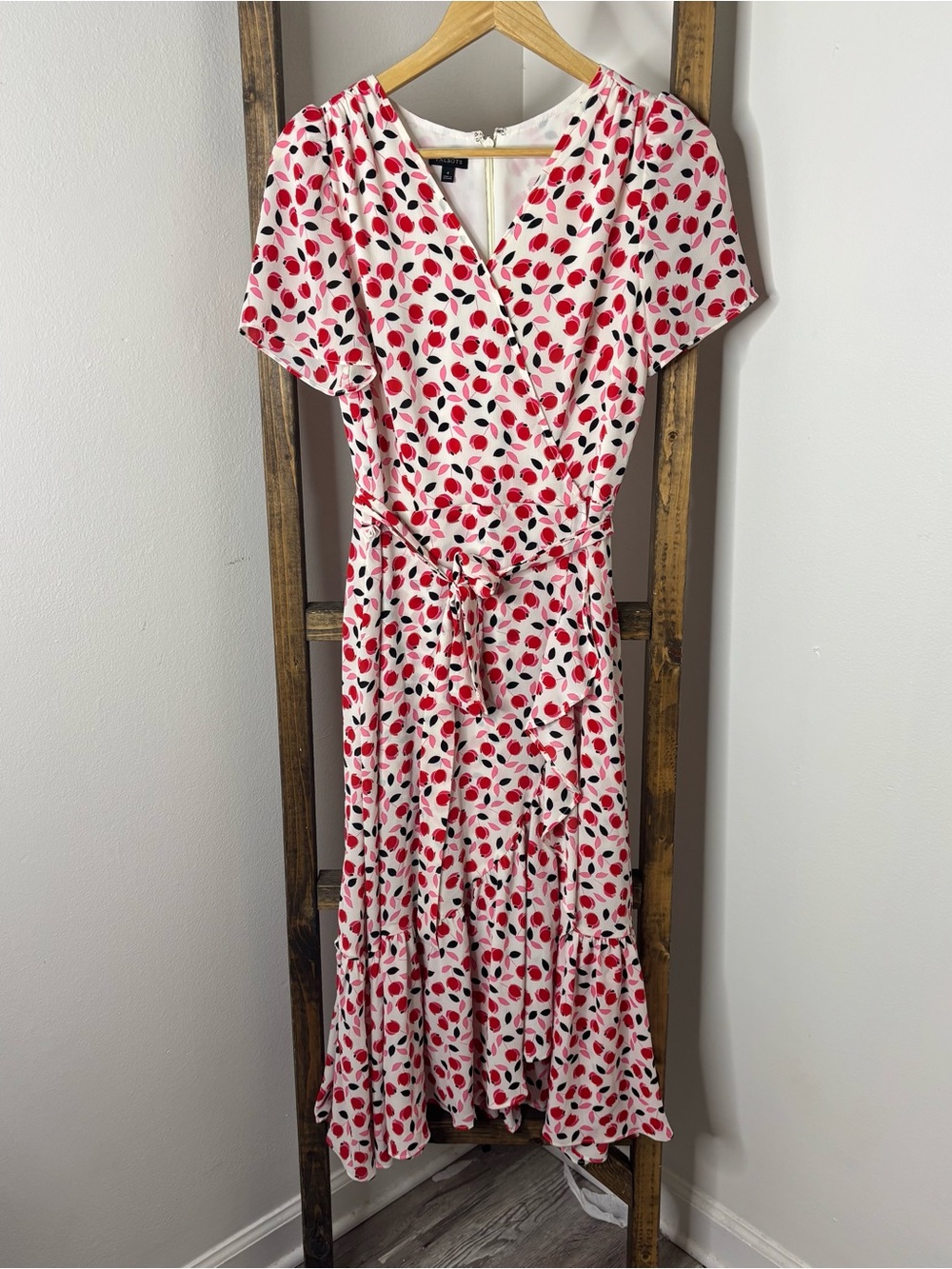 Talbots Women’s Pink Red Leaf-Print Wrap Dress Size 4